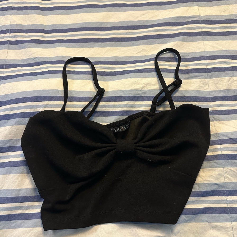 SHEIN Black Sleeveless Crop Tie Front Tank Top